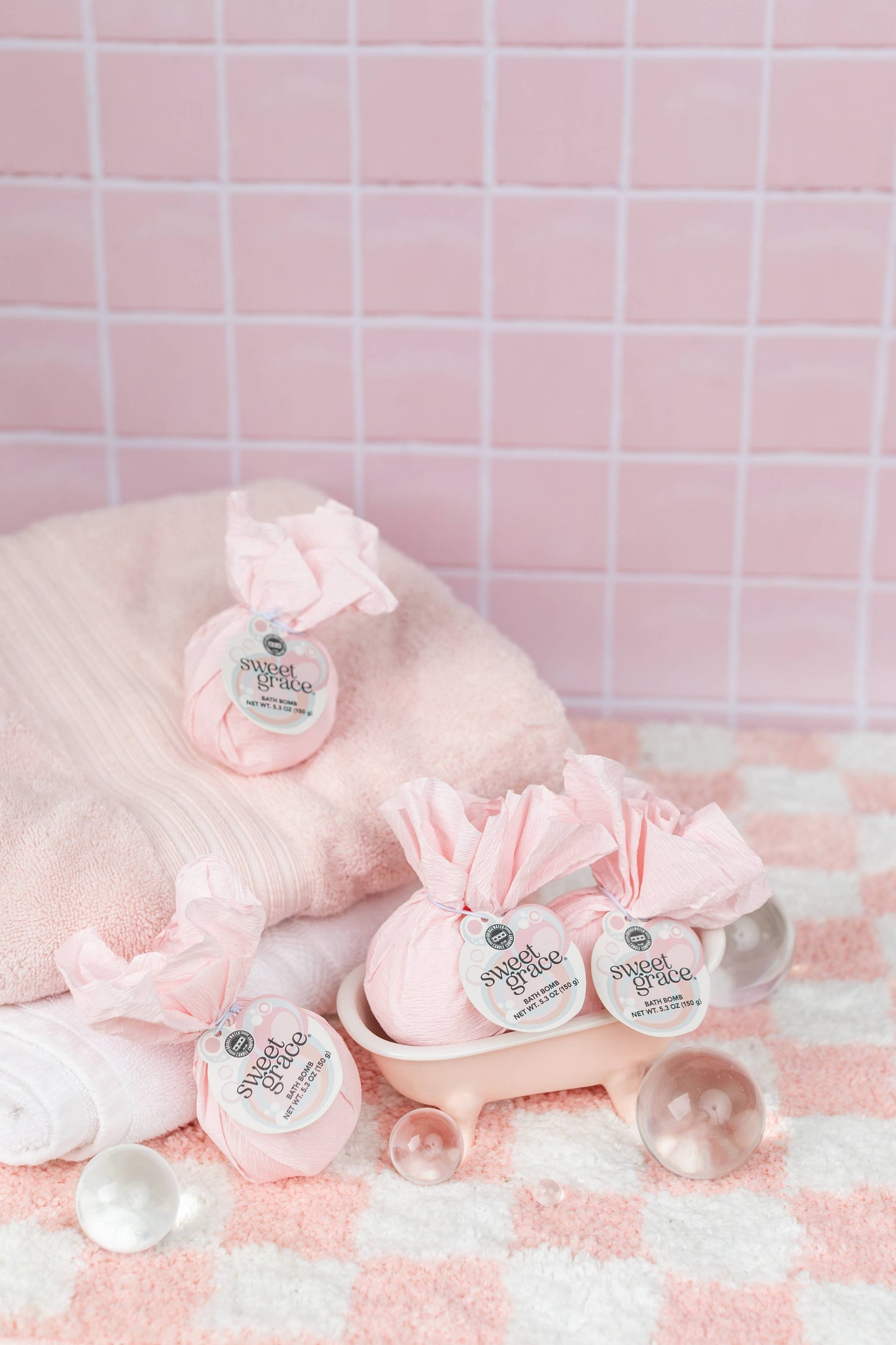 Bridgewater Candle Company - Sweet Grace Bath Bomb