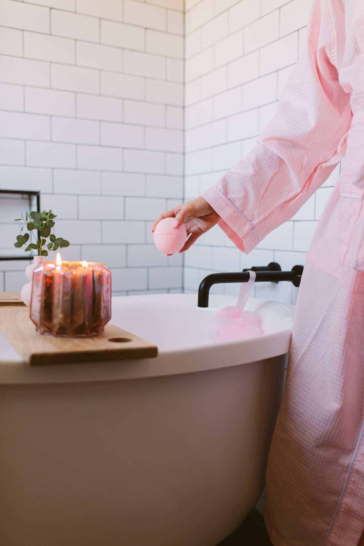 Bridgewater Candle Company - Sweet Grace Bath Bomb