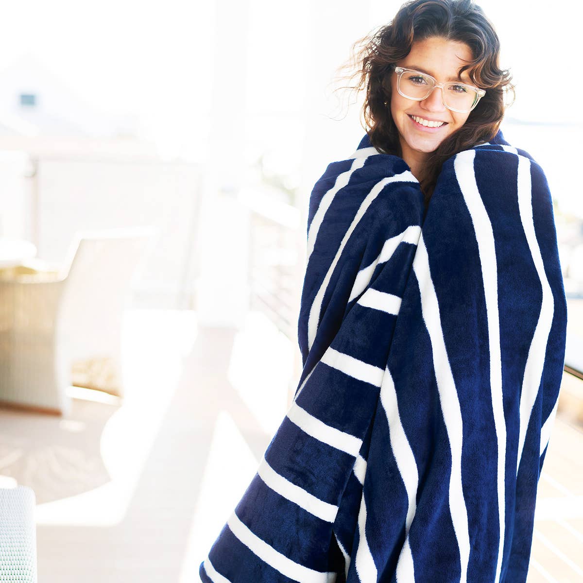 Viv&Lou - Navy Stripe Blanket