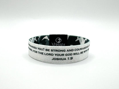 Versible - Stone Camo / Joshua 1:9 Wristband: Small