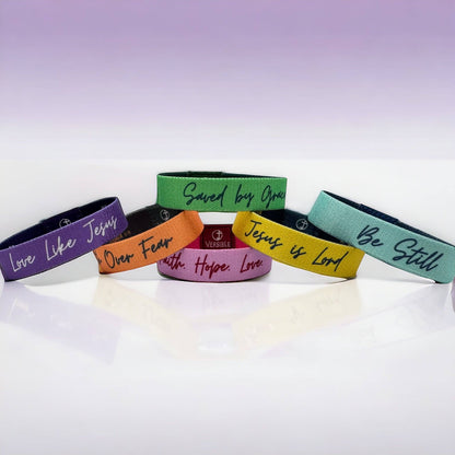 Versible - Solid Truths Collection: Large / Pink - Faith. Hope. Love.