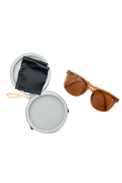Collapsible Girlfriend Sunnies & Case in Champagne: OS