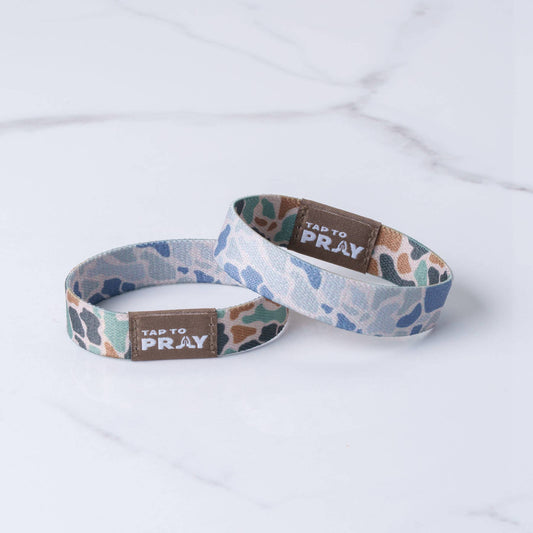 Versible - Tap To Pray™ Wristbands - River Rock Camo Classic & Sage: Medium / River Rock Camo Class / Sage