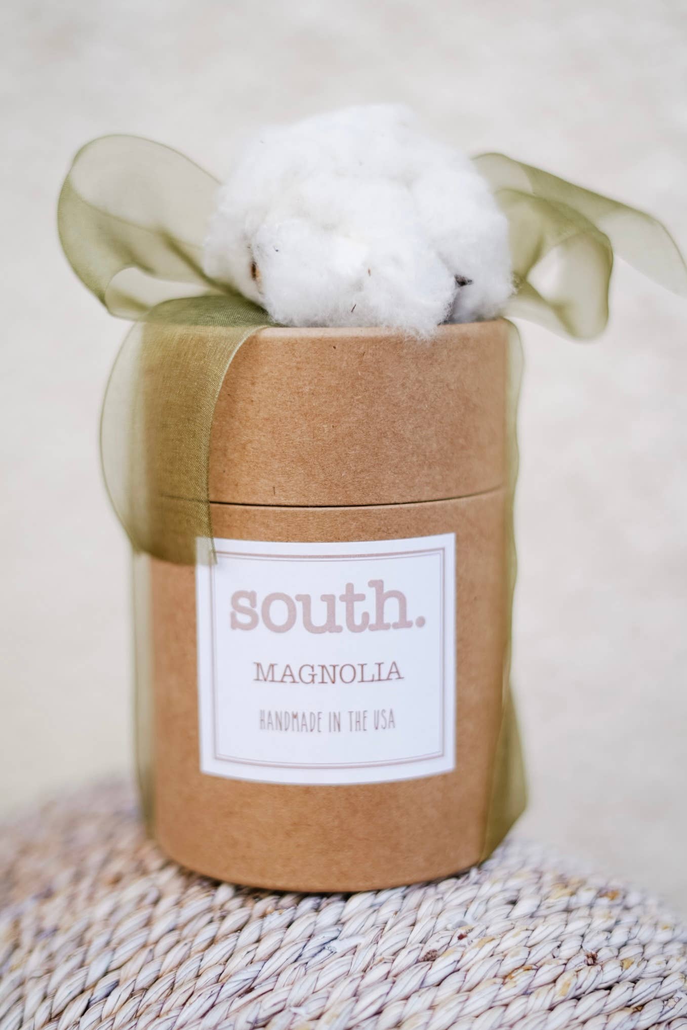 The South Candle - Magnolia Soy Wax Candle, 14 oz.: Regular