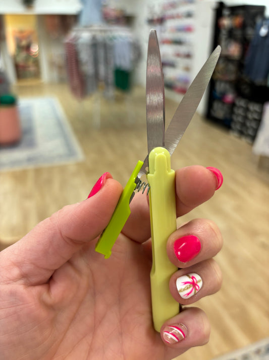 Twiggy Curved Blade Scissors