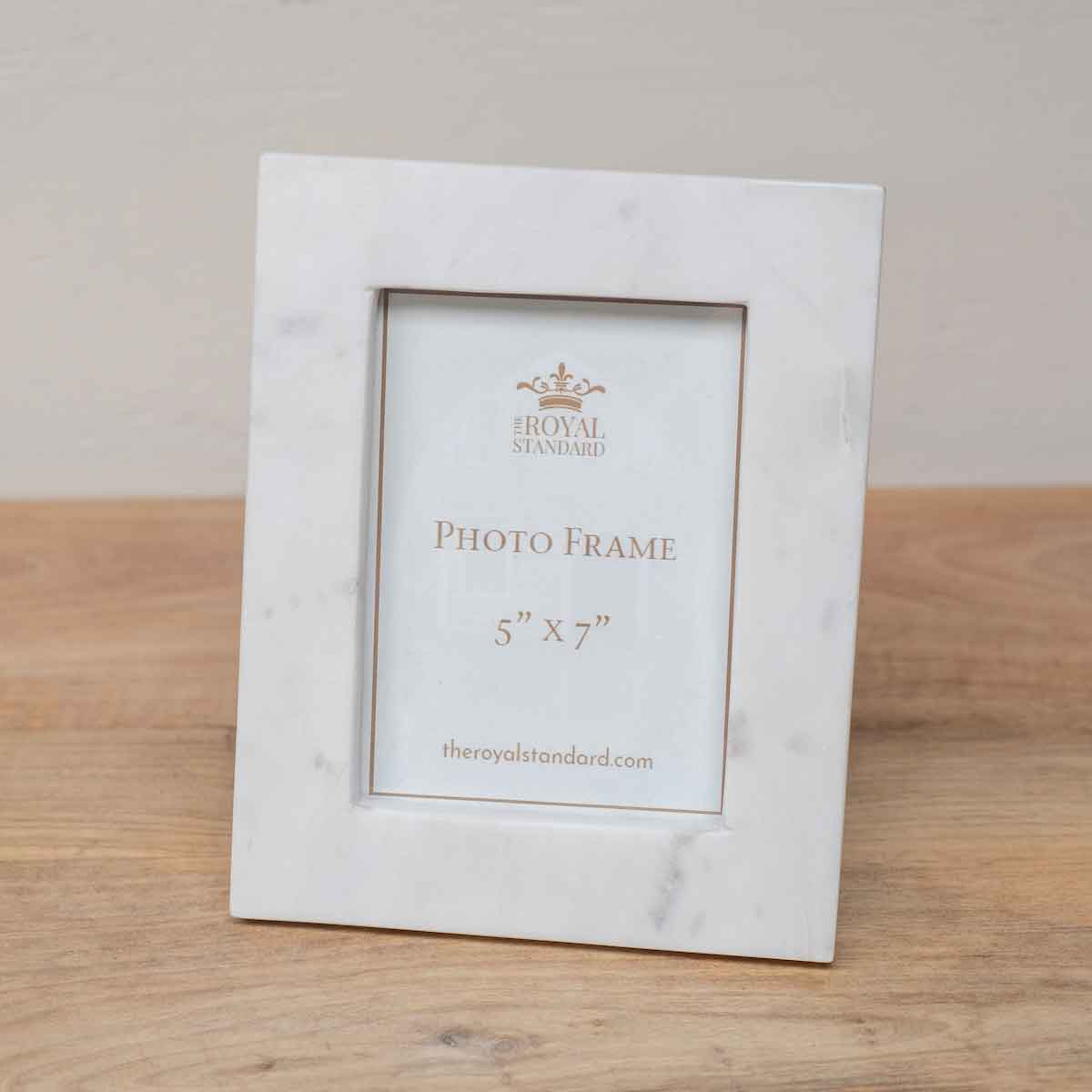 Marble Photo Frame   White   5x7